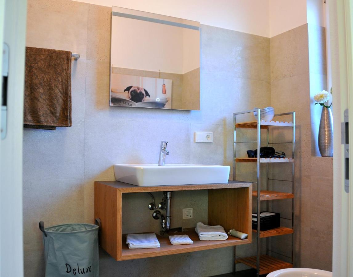 Ruhige Ferienwohnung Mit Garten Und Garage In Privatvilla Marlengo Eksteriør billede