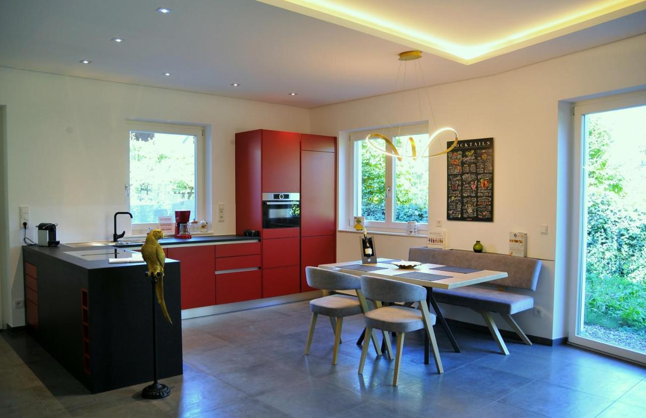 Ruhige Ferienwohnung Mit Garten Und Garage In Privatvilla Marlengo Eksteriør billede