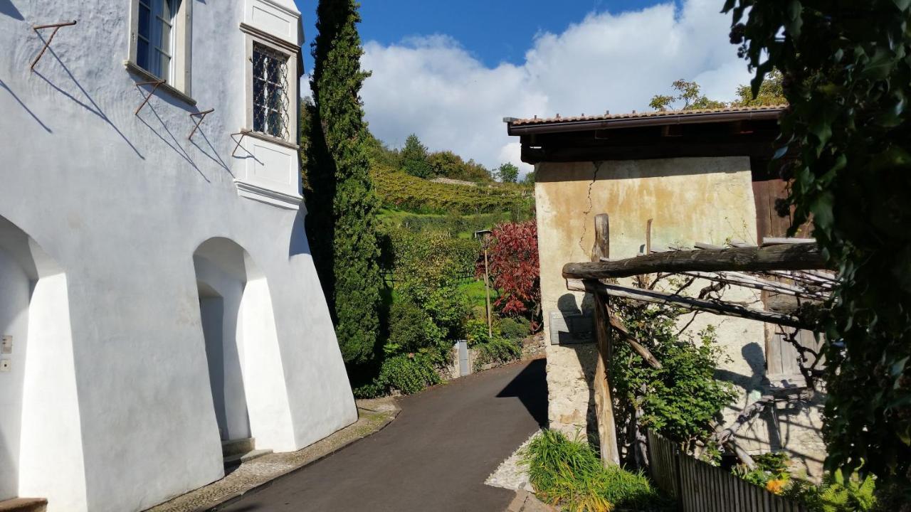 Ruhige Ferienwohnung Mit Garten Und Garage In Privatvilla Marlengo Eksteriør billede