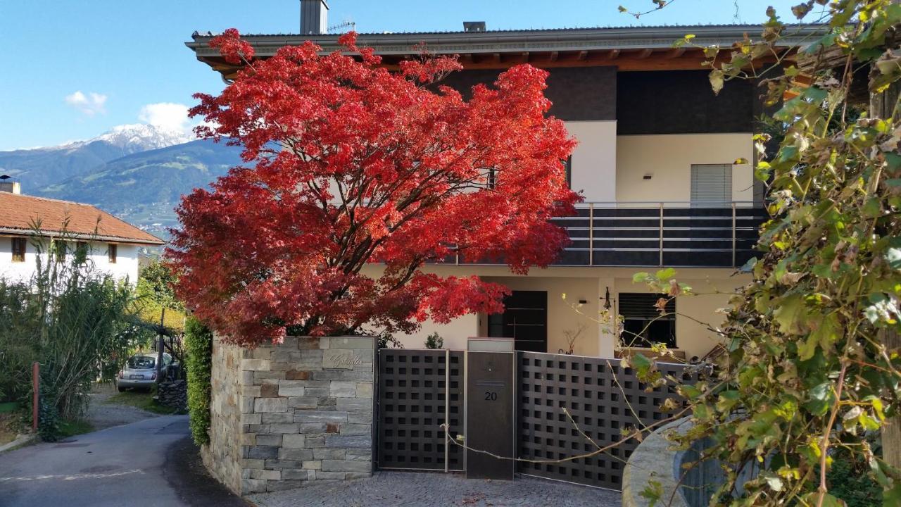 Ruhige Ferienwohnung Mit Garten Und Garage In Privatvilla Marlengo Eksteriør billede