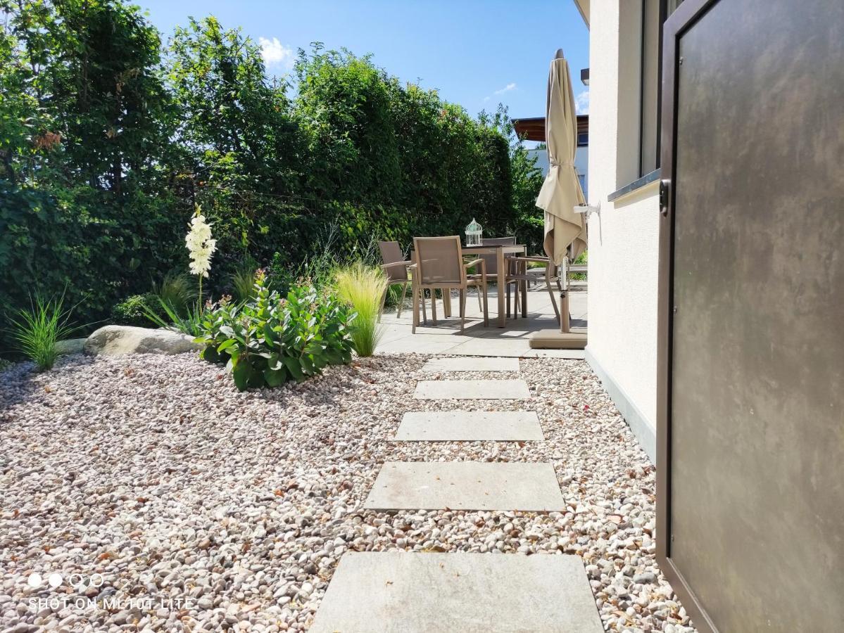 Ruhige Ferienwohnung Mit Garten Und Garage In Privatvilla Marlengo Eksteriør billede